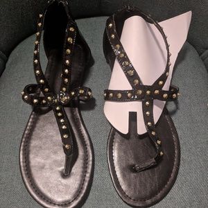 Black gold studded gladiatoe sandals sz 11